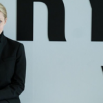 Review Film The Dropout: Kebangkitan dan Kejatuhan Theranos