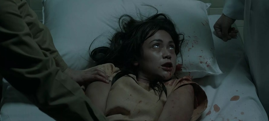 Review Film Clarita Horor Eksorsisme Nyata di Manila